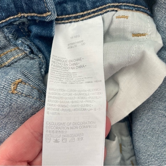 Levi's Denim Distressed Shortall Kids Size 16 - Picture 12 of 14